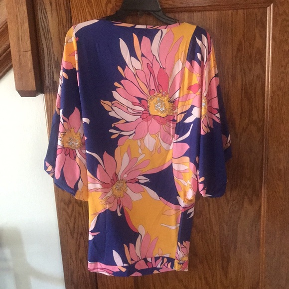 Trina Turk Breeze Tunic Cover Up Sizes S, L and XL NWT - Picture 11 of 12